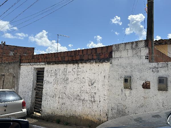Casa em leilão em Cha De Alegria