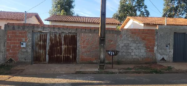 Casa em leilão em Araguari