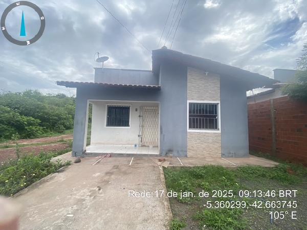Casa em leilão em Demerval Lobao