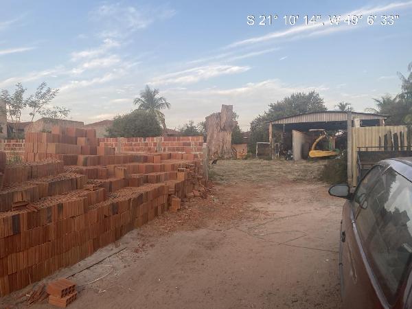 Terreno em leilão em Elisiario