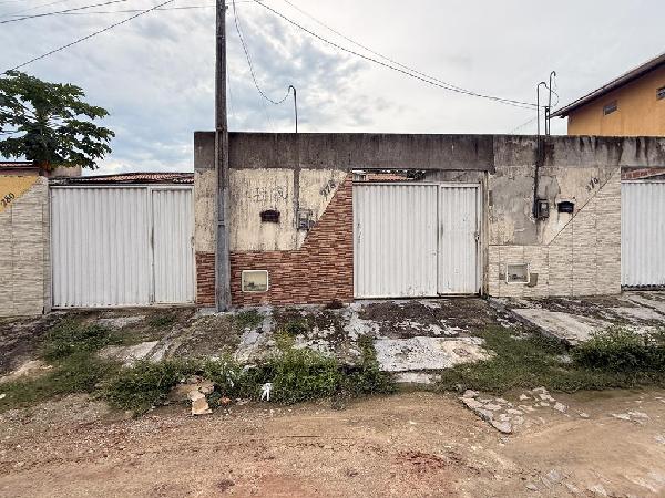 Casa em leilão em Itaitinga
