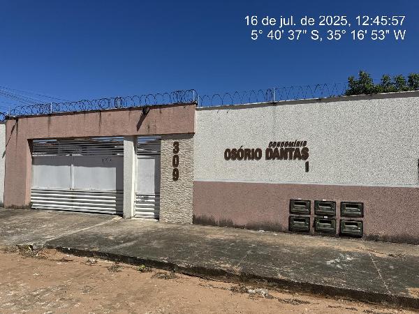 Casa em leilão em Extremoz