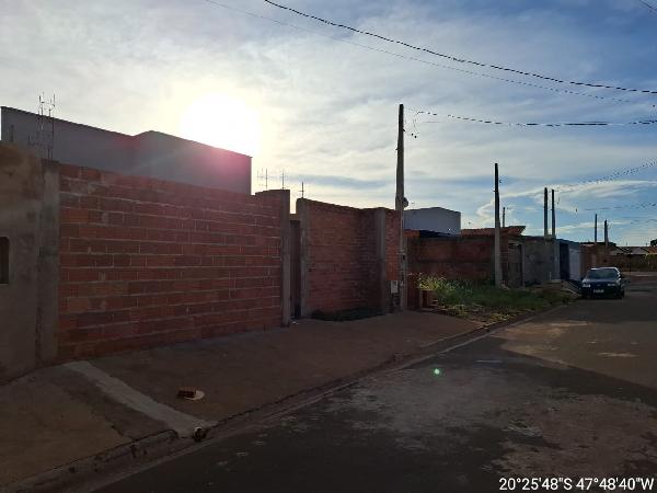 Casa em leilão em Guara