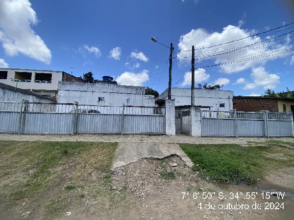 Casa em leilão em Bayeux