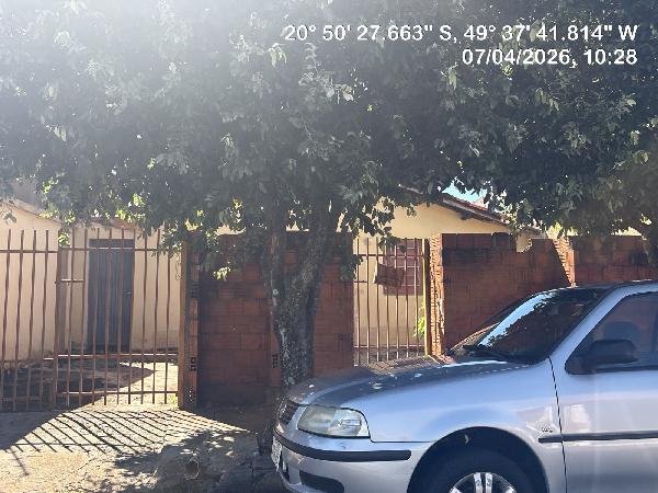 Casa em leilão em Neves Paulista