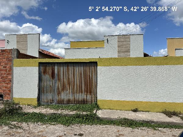 Casa em leilão em Altos
