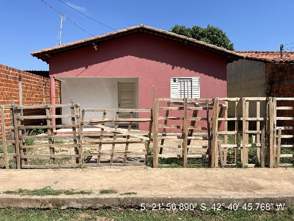 Casa em leilão em Demerval Lobao