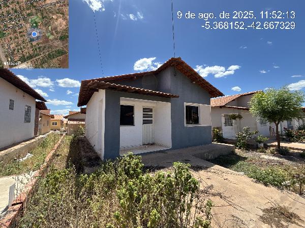 Casa em leilão em Demerval Lobao