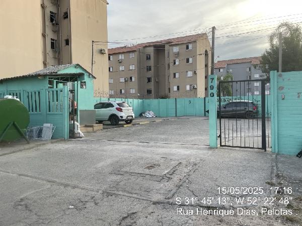 Apartamento em leilão em Pelotas