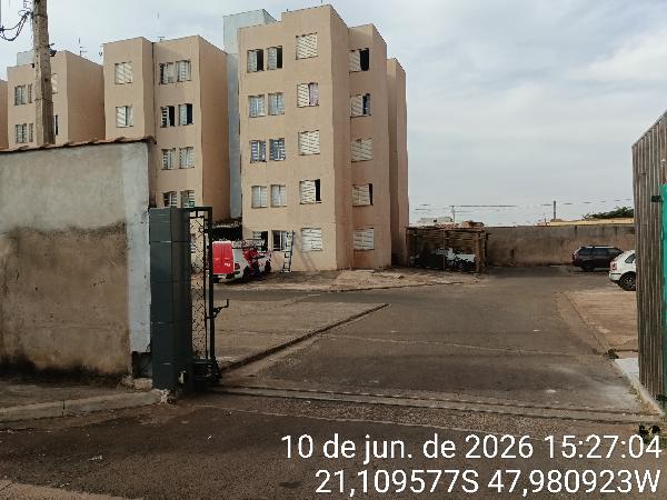 Apartamento em leilão em Sertaozinho