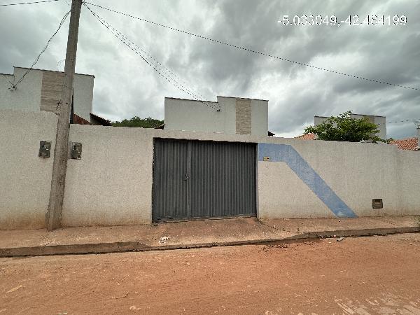 Casa em leilão em Altos