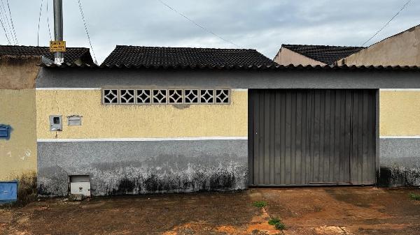 Casa em leilão em Santo Antonio Do Descoberto