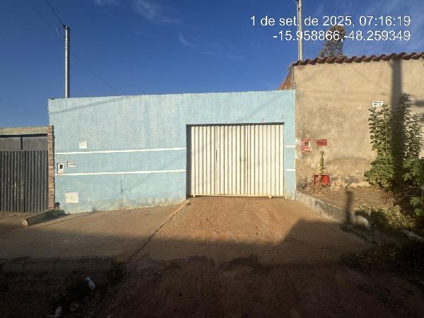 Casa em leilão em Santo Antonio Do Descoberto