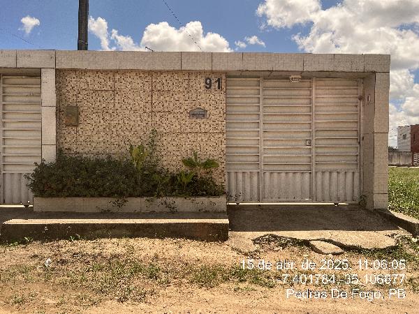 Casa em leilão em Pedras De Fogo