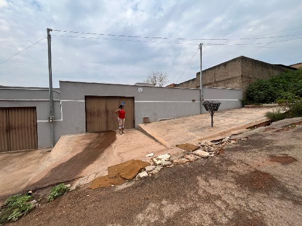 Casa em leilão em Santo Antonio Do Descoberto