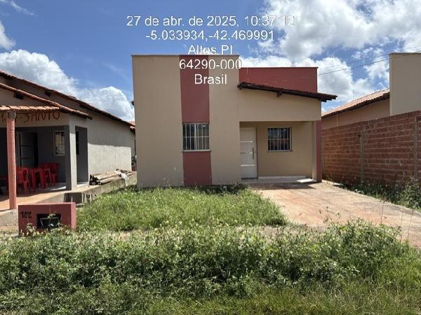 Casa em leilão em Altos