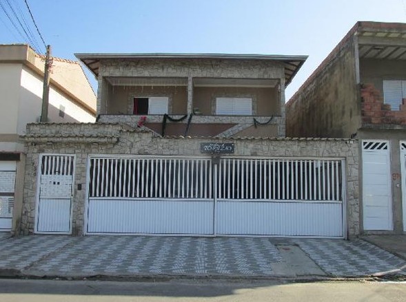 Casa em leilão em Praia Grande
