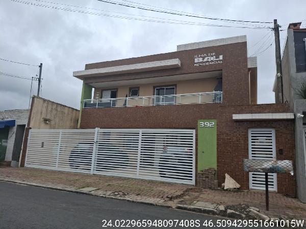 Casa em leilão em Praia Grande