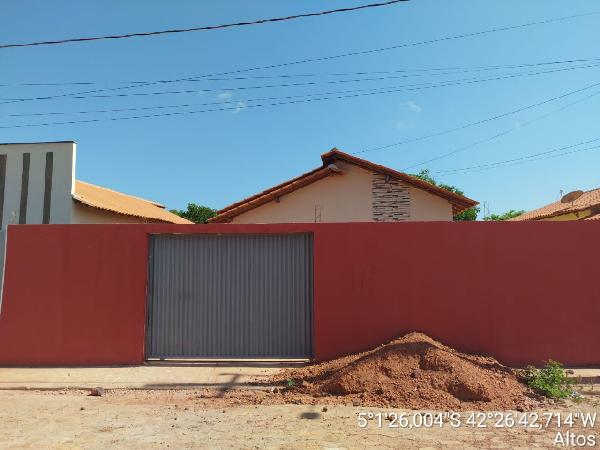 Casa em leilão em Altos