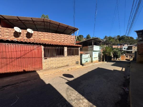 Casa em leilão em Visconde Do Rio Branco