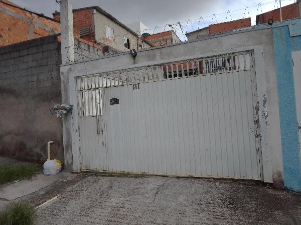 Casa em leilão em Itaquaquecetuba