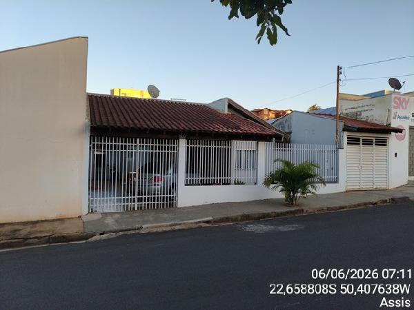 Casa em leilão em Assis