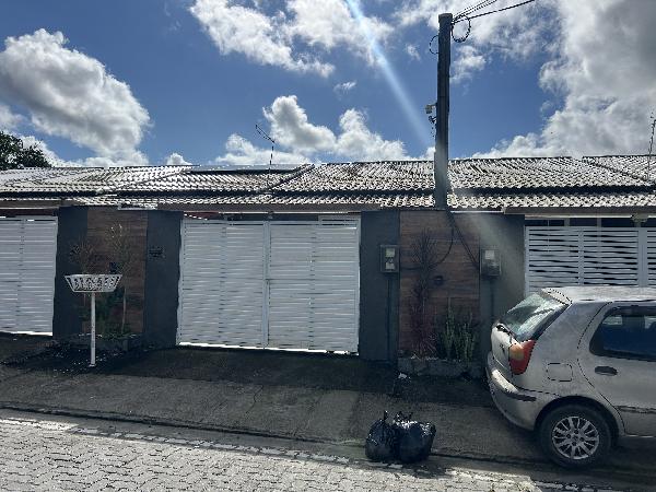 Casa em leilão em Marica