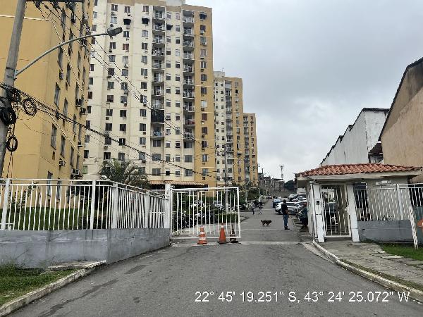 Apartamento em leilão em Belford Roxo