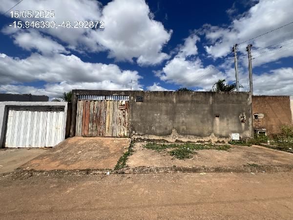 Casa em leilão em Santo Antonio Do Descoberto