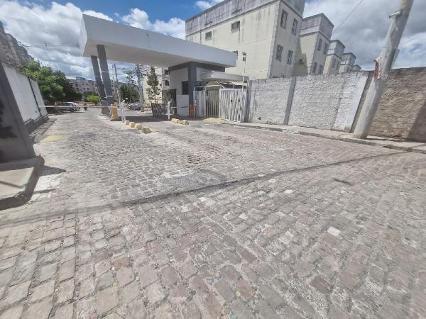 Apartamento em leilão em Feira De Santana
