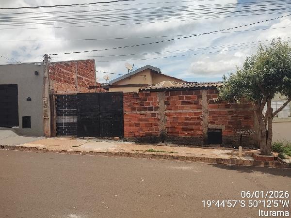Casa em leilão em Iturama