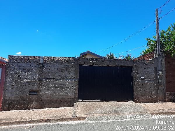 Casa em leilão em Iturama