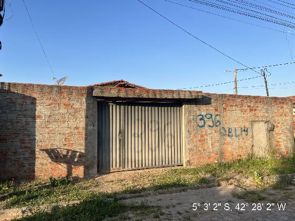 Casa em leilão em Altos