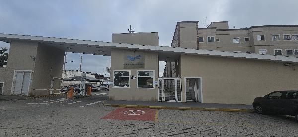 Apartamento em leilão em Pindamonhangaba