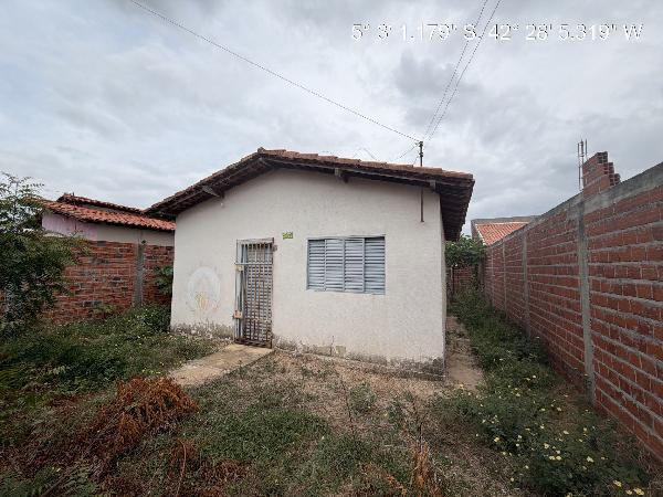 Casa em leilão em Altos