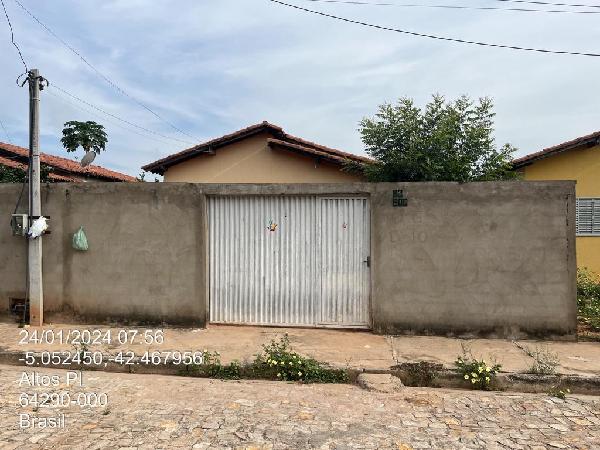 Casa em leilão em Altos