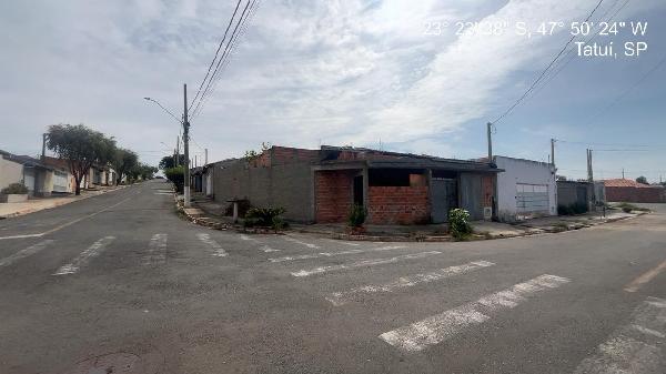 Casa em leilão em Tatui