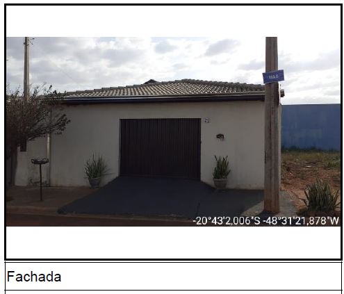 Casa em leilão em Colina
