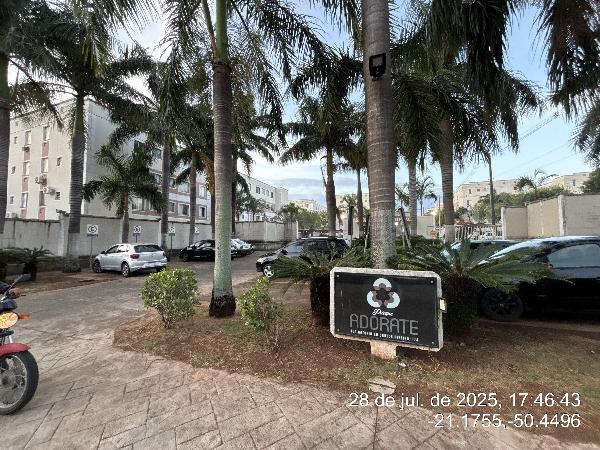 Apartamento em leilão em Aracatuba