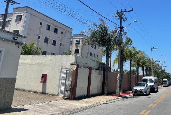 Apartamento em leilão em Macae