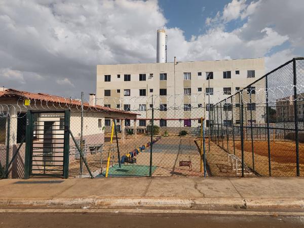 Apartamento em leilão em Luziania