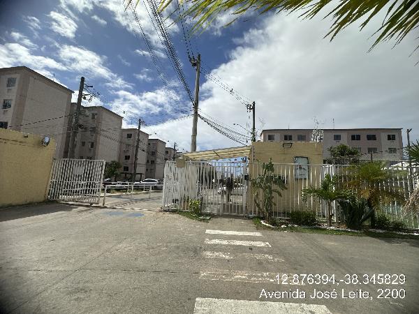 Apartamento em leilão em Lauro De Freitas