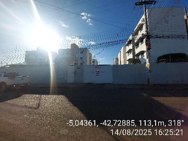 Apartamento em leilão em Teresina