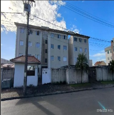Apartamento em leilão em Valparaiso De Goias