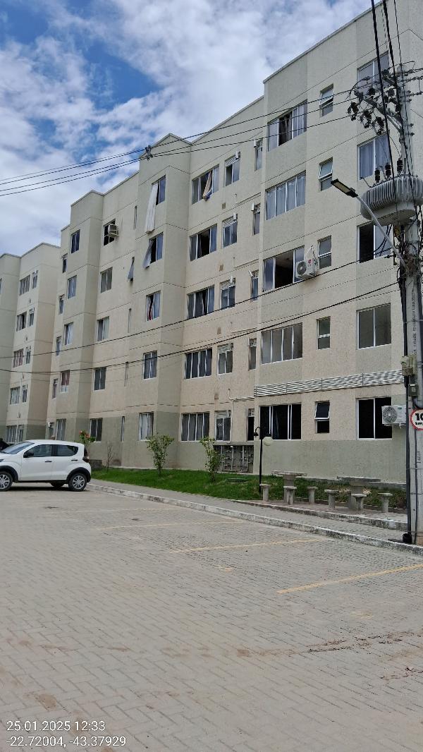 Apartamento em leilão em Belford Roxo
