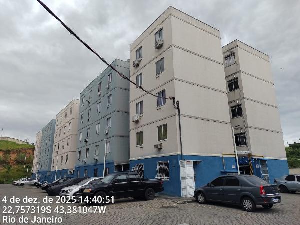 Apartamento em leilão em Belford Roxo
