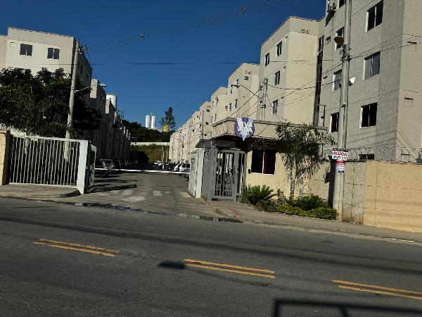 Apartamento em leilão em Belford Roxo