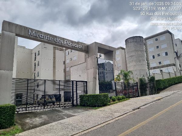 Apartamento em leilão em Itaquaquecetuba
