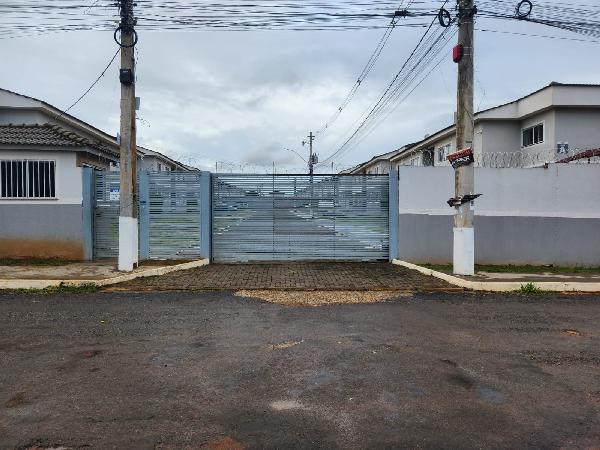Apartamento em leilão em Valparaiso De Goias