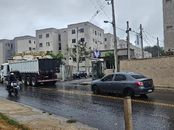 Apartamento em leilão em Belford Roxo